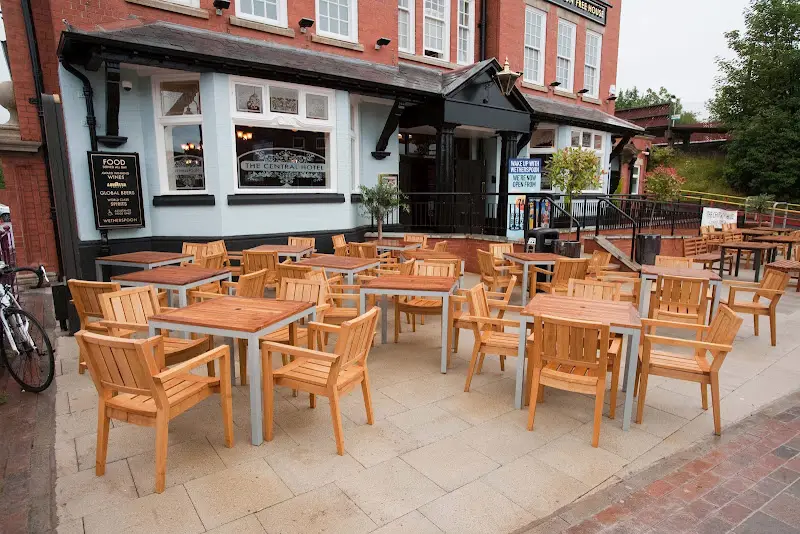 The Central Hotel, Shotton