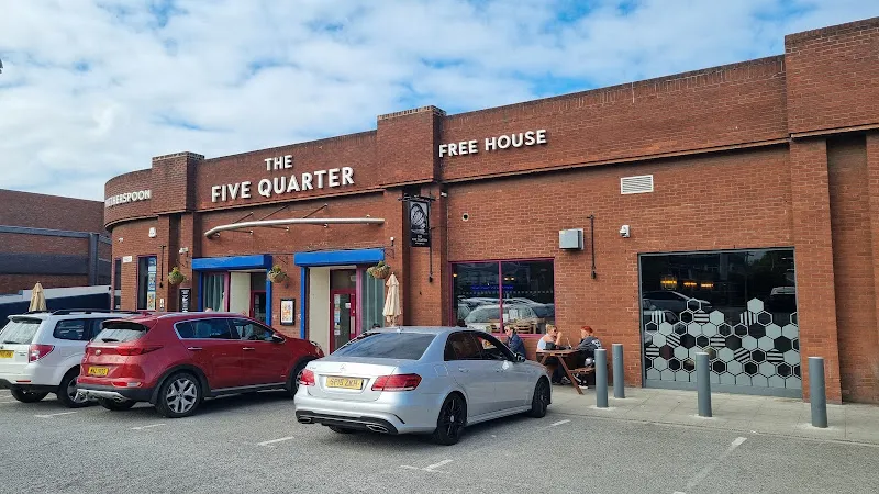 The Five Quarter, Peterlee