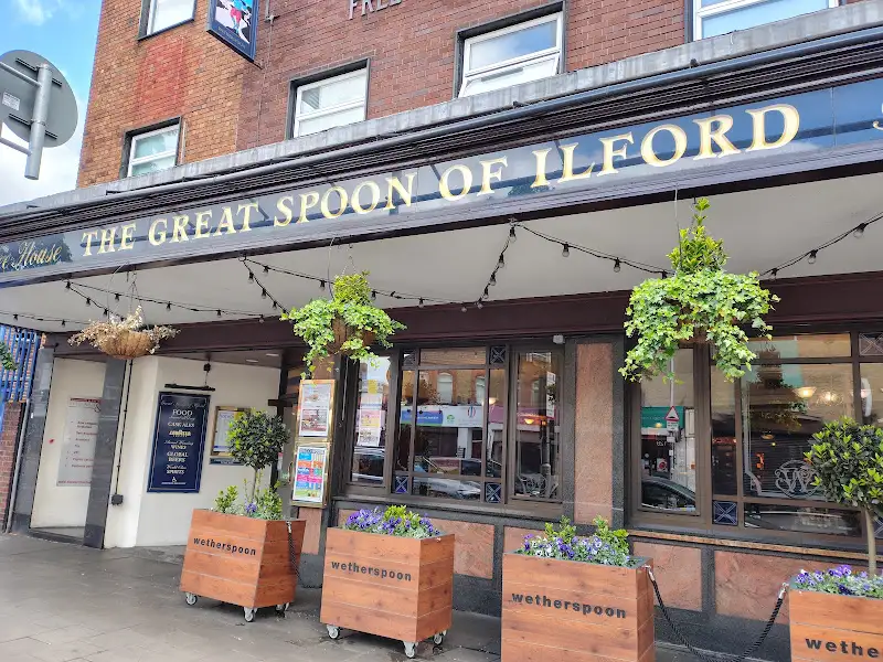 The Great Spoon of Ilford, Ilford